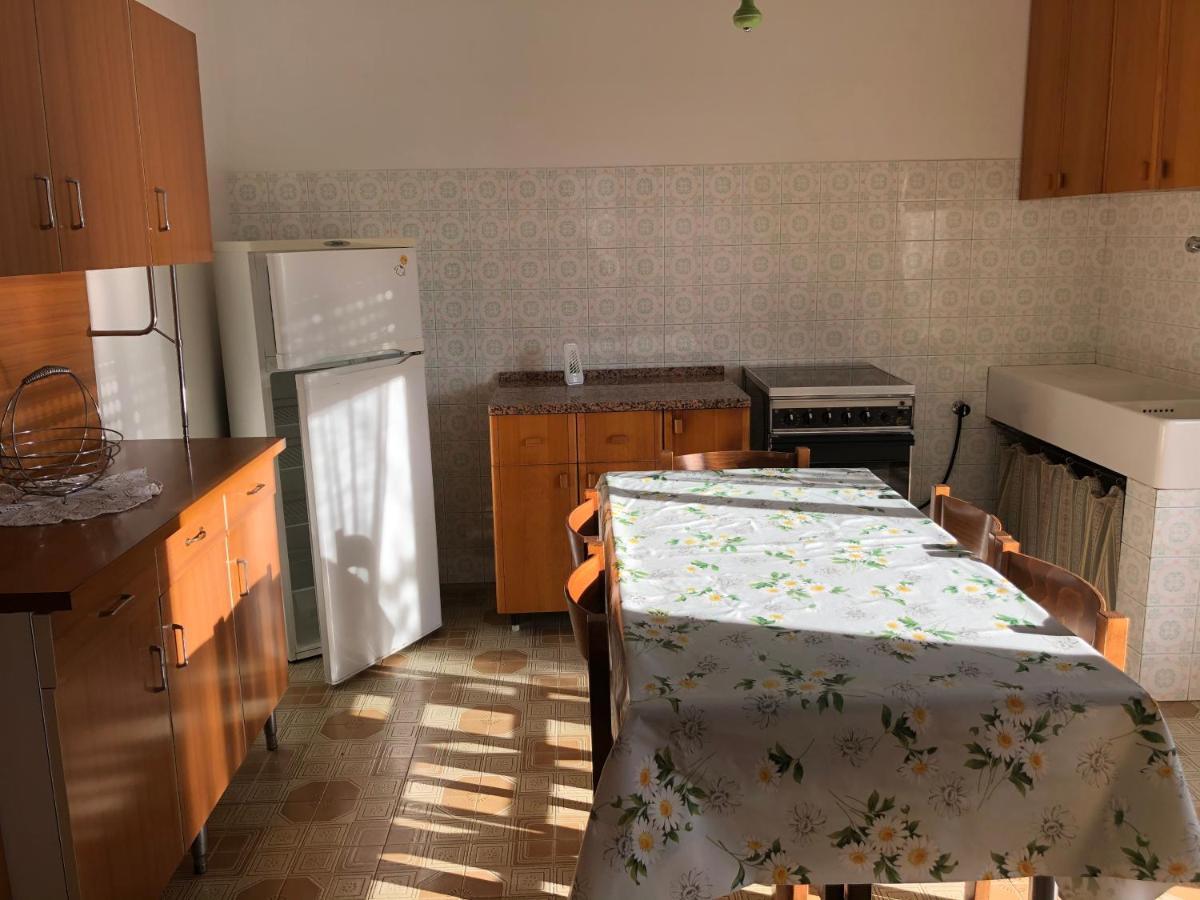 מאלצ'סינה Appartamento Nonna Rosa מראה חיצוני תמונה